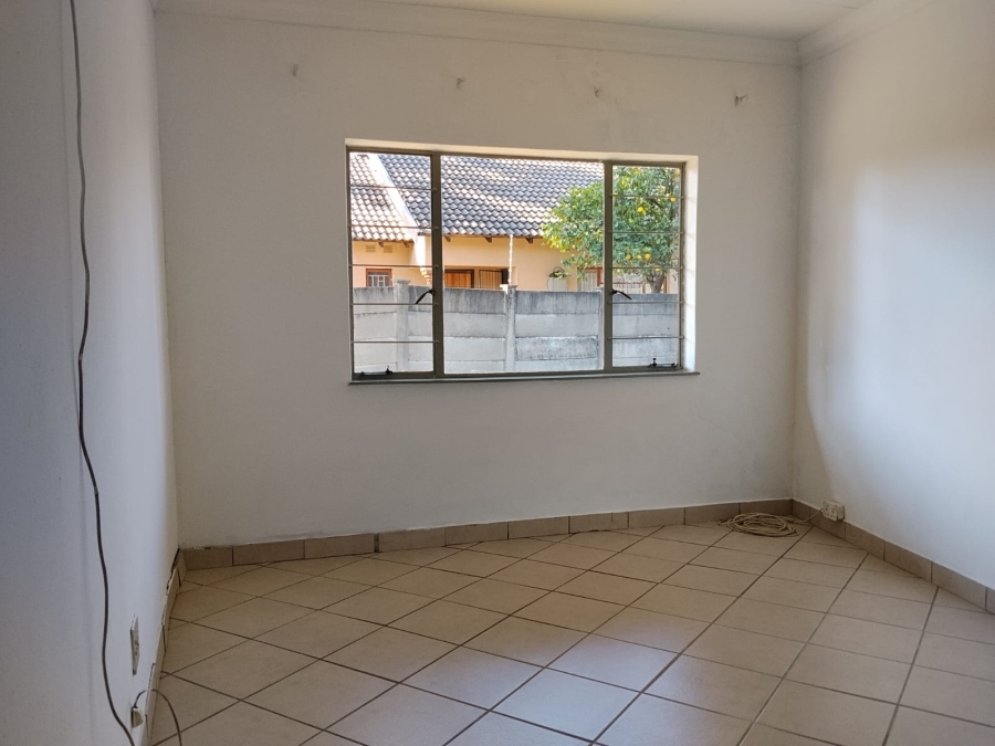 To Let 3 Bedroom Property for Rent in Oos Einde North West